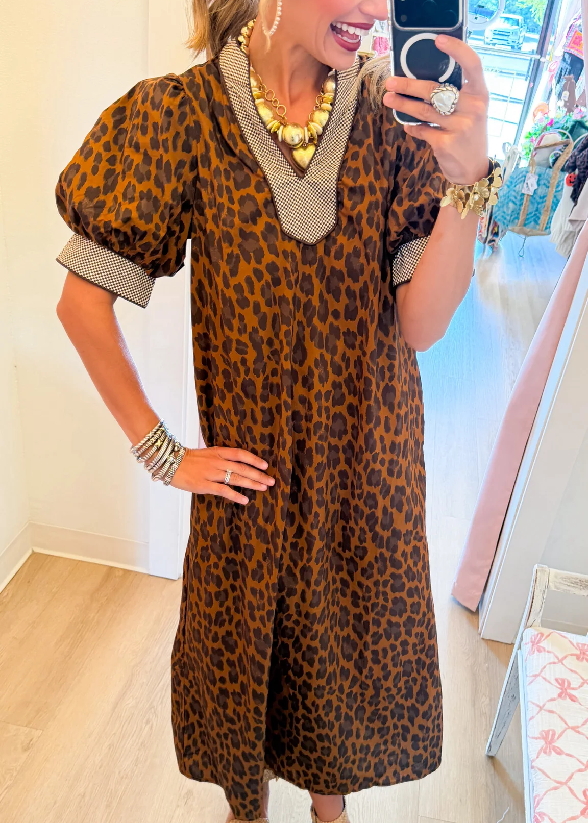 leopard-contrast-trim-puff-sleeve-maxi-dress